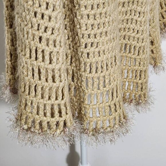 Tan Hand-Knitted Open Weave Cape with Oversized Button and Fuzzy Trim One Size - Picture 4 of 5